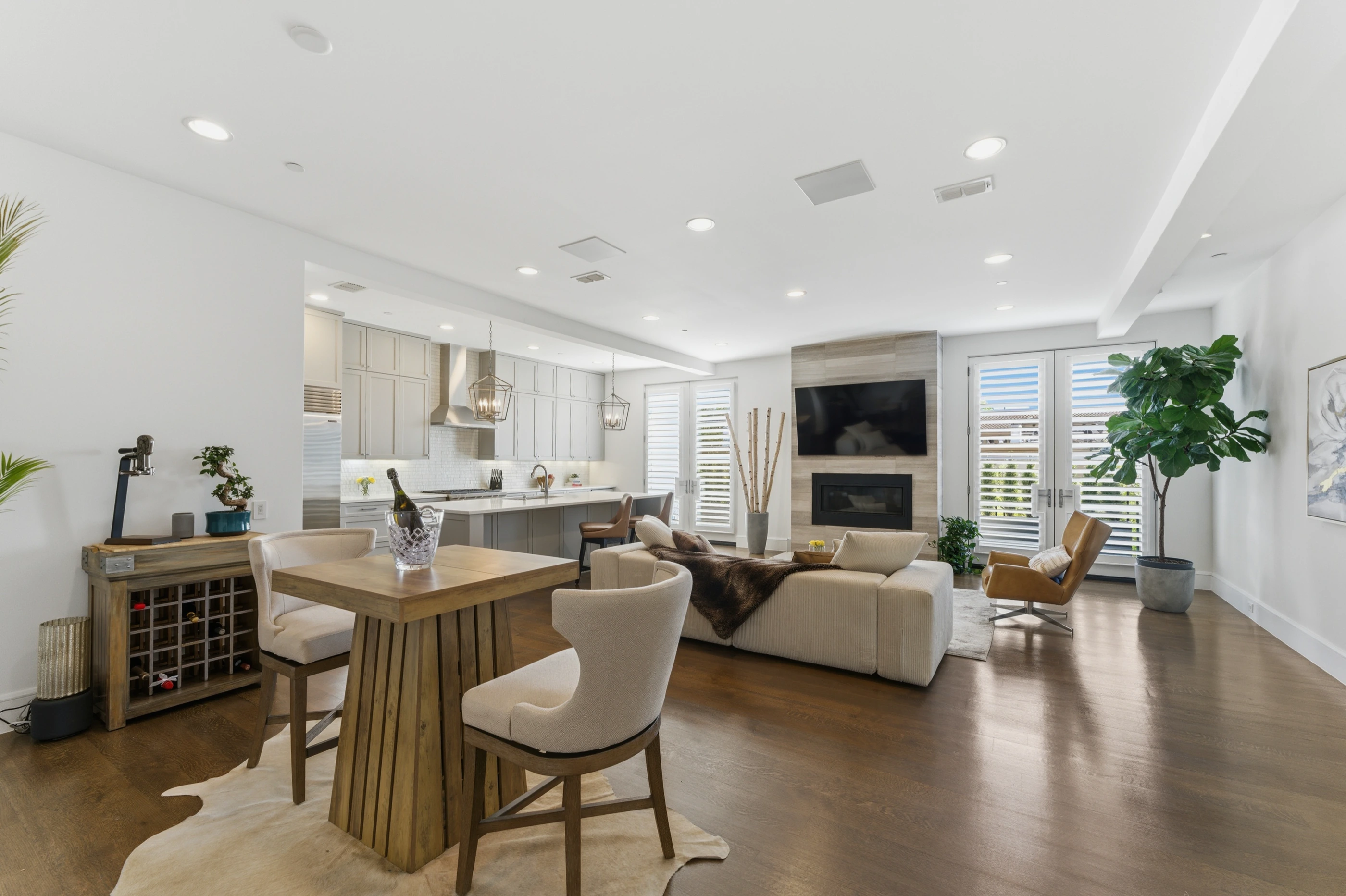 Living room from foyer